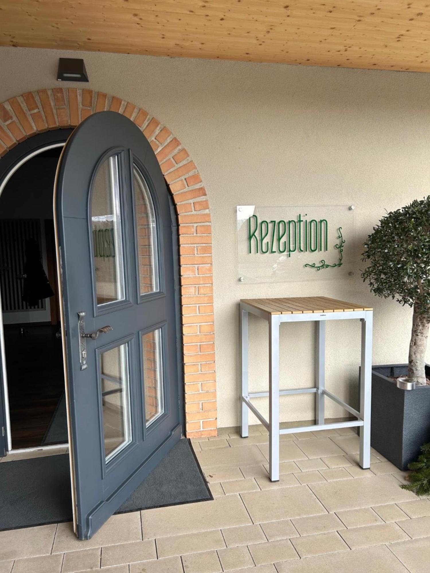 Aparthotel Bad Radkersburg Ngoại thất bức ảnh